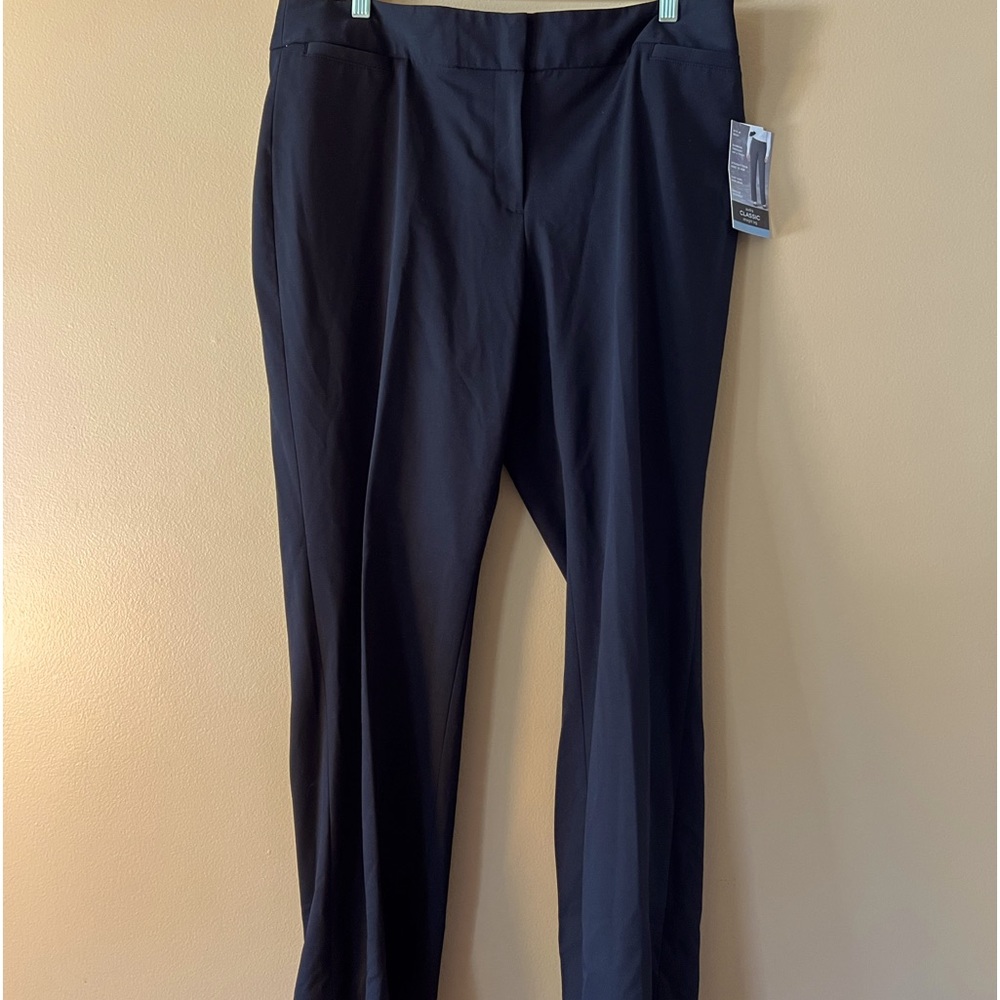 NWT Black Liz Clairborne Straight Leg